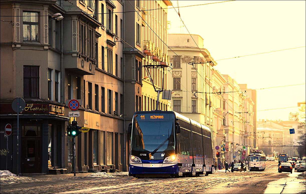 Рига, Škoda 15T ForCity Alfa Riga № 57136