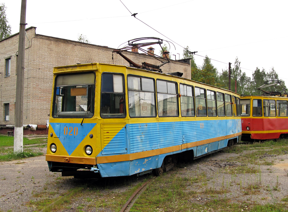 Новополоцк, 71-605 (КТМ-5М3) № 020