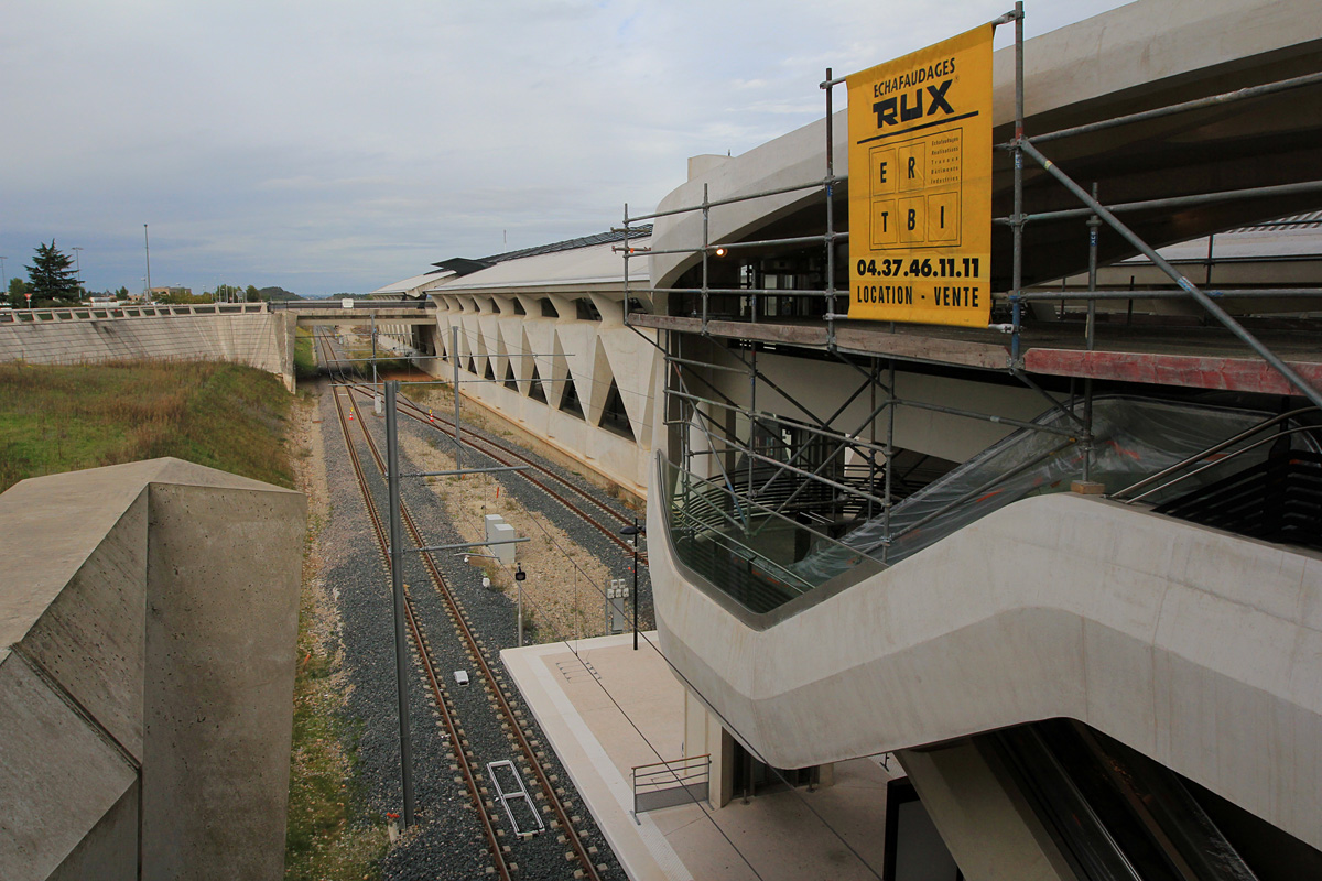 Лион — Современный трамвай — Разные фотографии