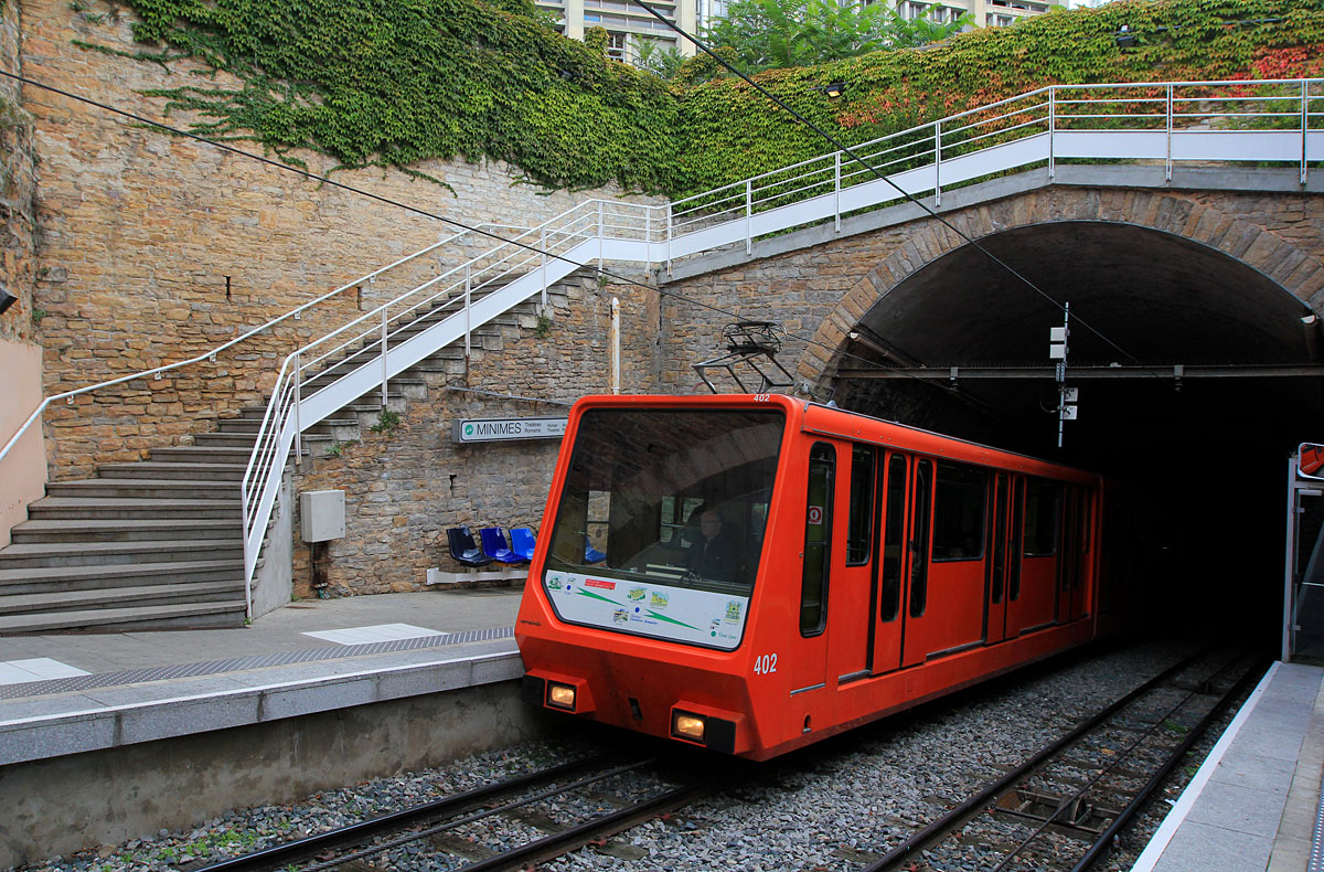 Lyon, Funicular* — 402; Lyon — Funiculaire de Saint-Just (F1)