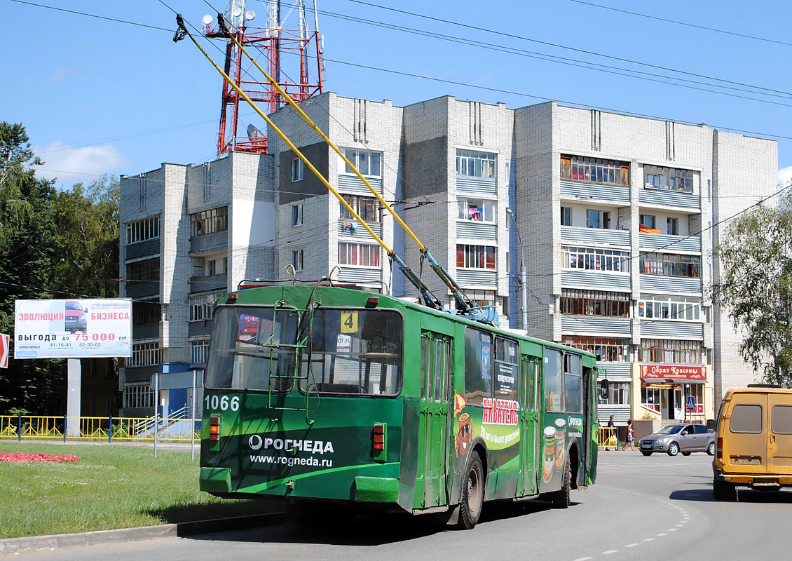 Брянск, ЗиУ-682Г [Г00] № 1066