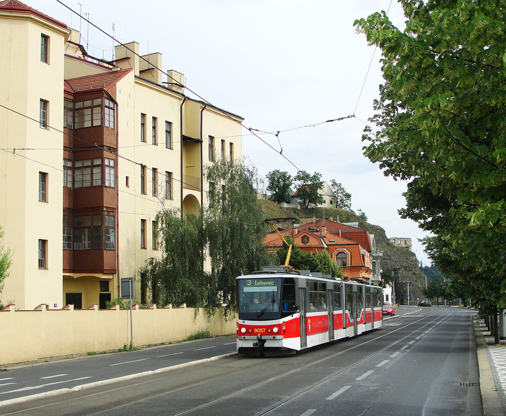 Praga, Tatra KT8D5R.N2P Nr 9057
