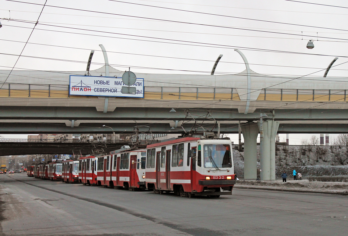 Sankt Petersburg, 71-134K (LM-99K) Nr. 8332