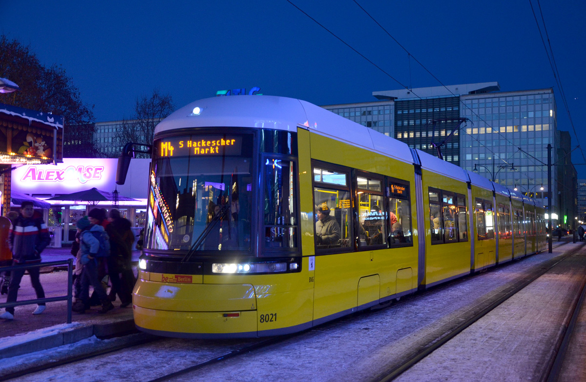 Berlin, Bombardier Flexity Berlin (GT8-08ER/F8E) Nr 8021