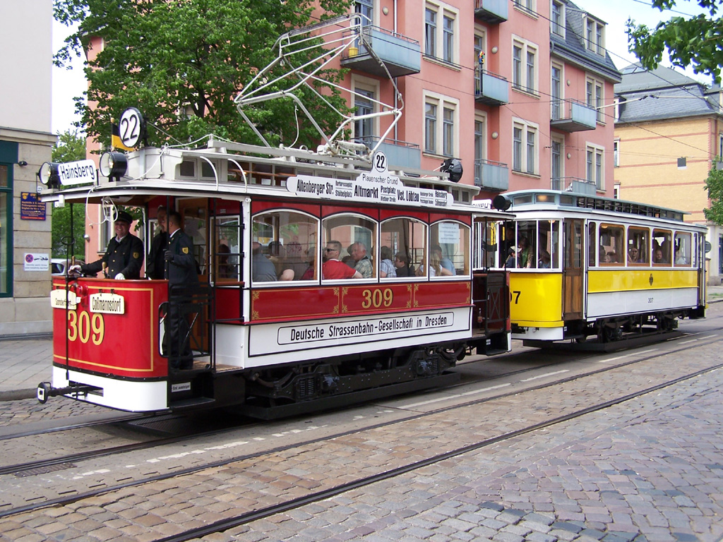 Dresden, Berolina 2-axle motor car č. 309 (201 301)