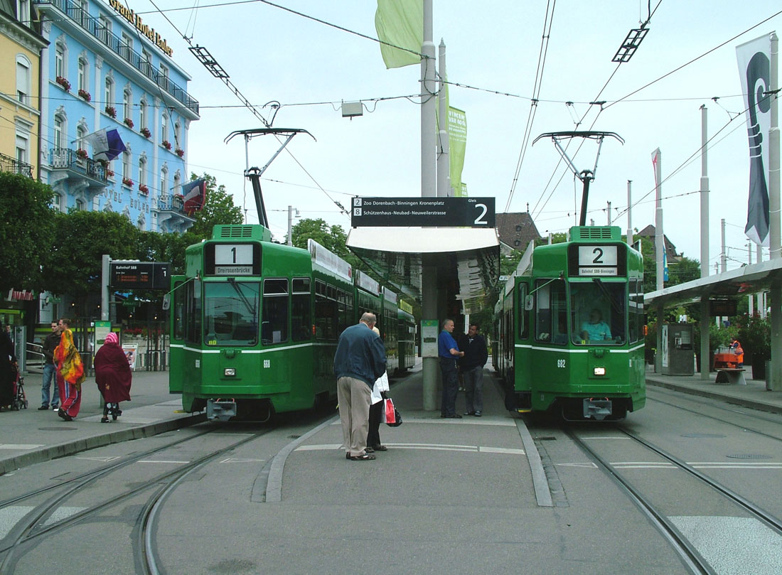 Basel, Schindler/Siemens Be 4/6 S nr. 668; Basel, Schindler/Siemens Be 4/6 S nr. 682