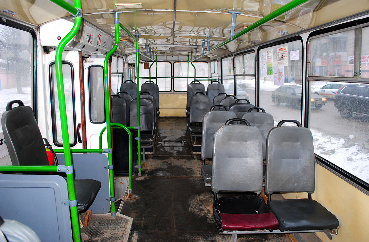 Брянск, ЗиУ-682Г-016 (012) № 2069; Брянск — Салоны