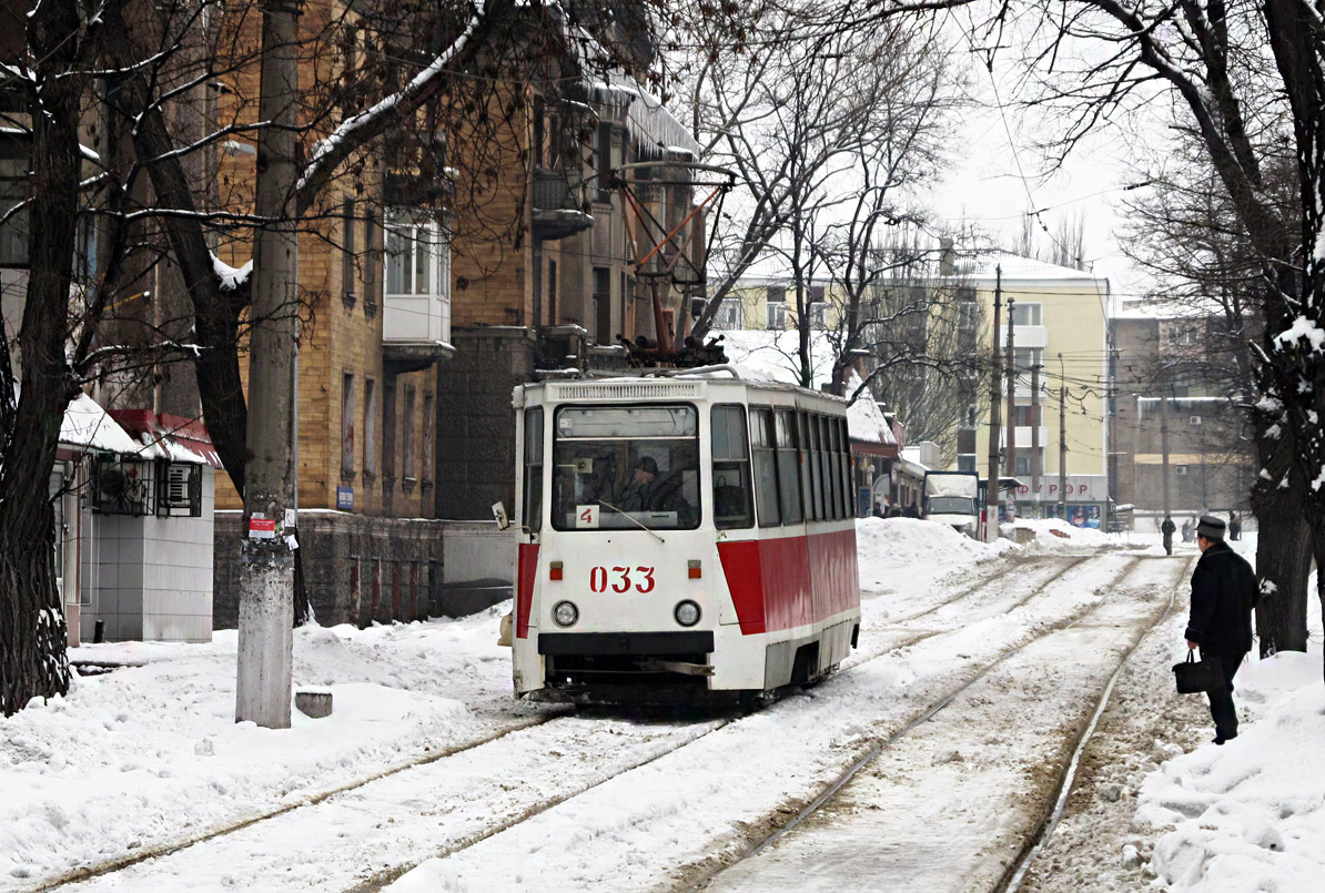Енакиево, 71-605 (КТМ-5М3) № 033 Енакиево, 71-605 (КТМ-5М3) № 033