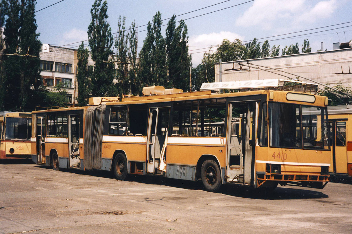 Киев, ЮМЗ Т1 № 4410; Киев — Исторические фотографии