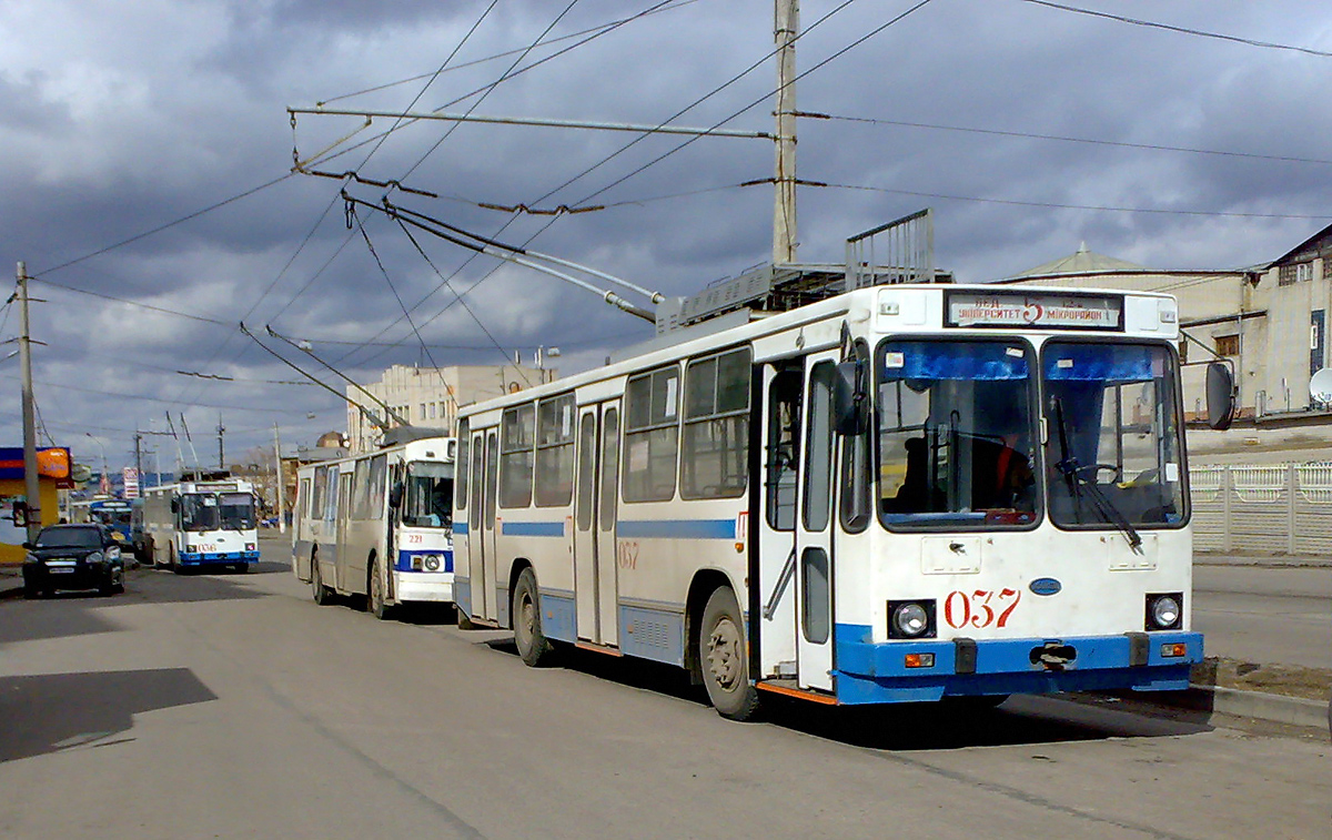 Сумы, ЮМЗ Т2 № 037