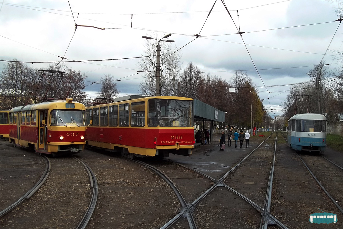 Oryol, Tatra T3SU № 027; Oryol, Tatra T6B5SU № 088; Oryol, Tatra T3SU № 054; Oryol — rush hour
