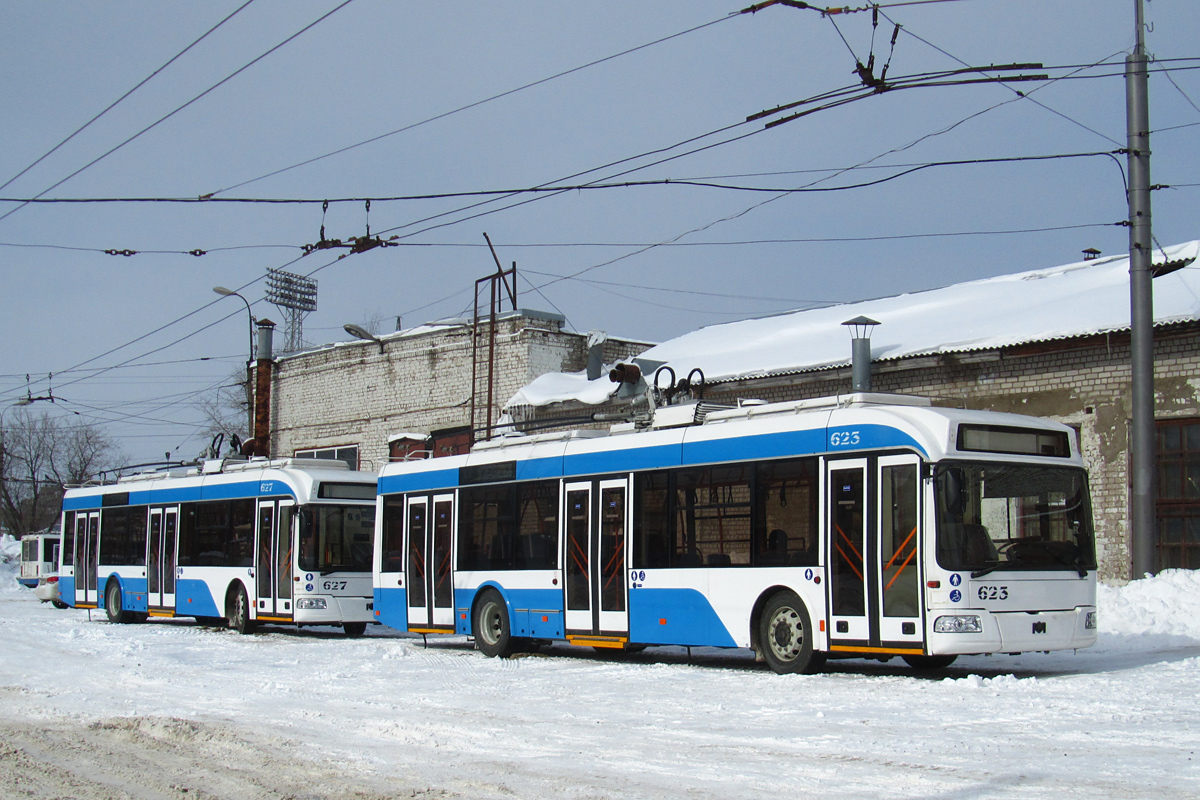 Киров, БКМ 321 № 623