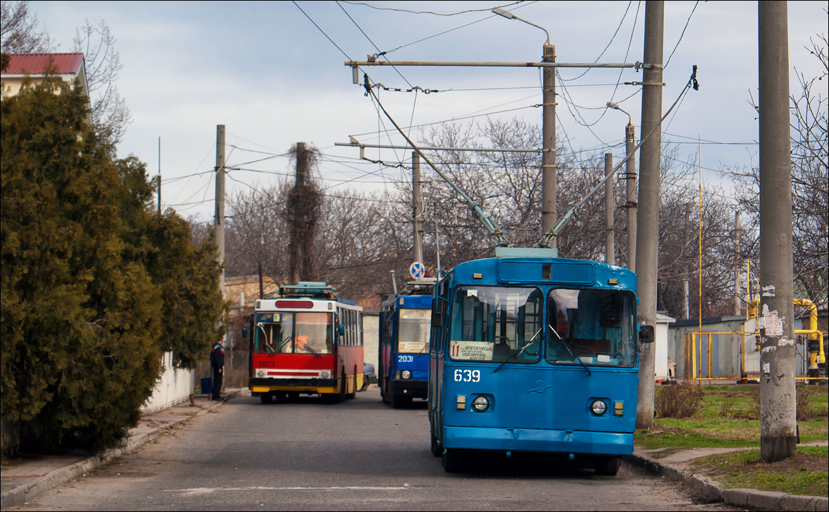 奧德薩, ZiU-682V-012 [V0A] # 639