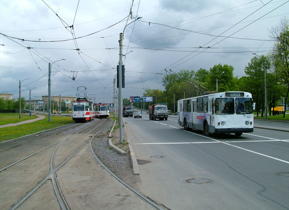 Санкт-Петербург, ЛВС-86К № 8038; Санкт-Петербург, ЗиУ-682В-012 [В0А] № 4903