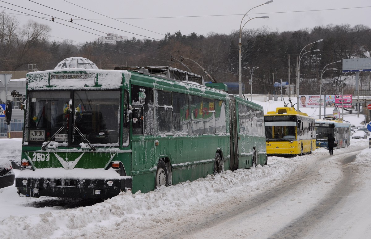 Киев, Киев-12.03 № 2503; Киев — Снегопад 22-24 марта 2013