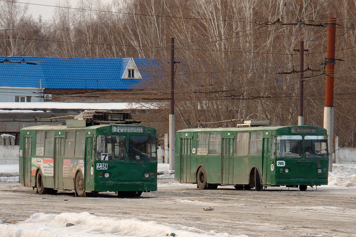 Омск, АКСМ 101 № 239; Омск, ЗиУ-682Г [Г00] № 205