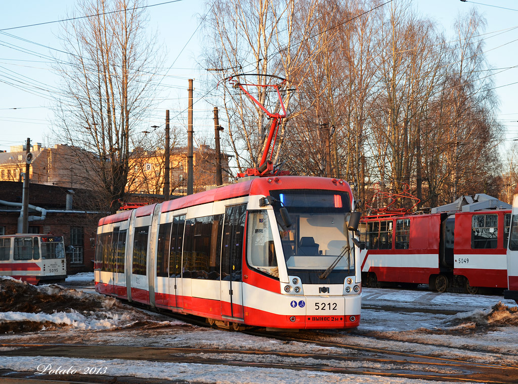 Санкт-Петербург, БКМ 84300М № 5212