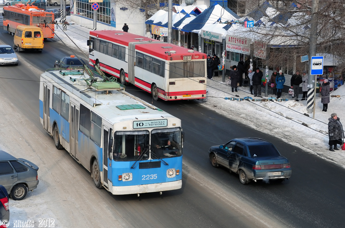 Саратов, ЗиУ-52642 № 2235