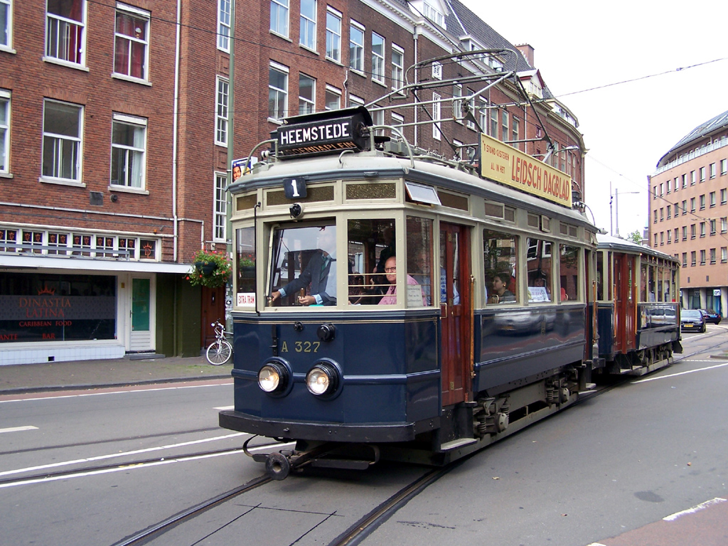 The Hague, Beijnes 2-axle motor car # A327