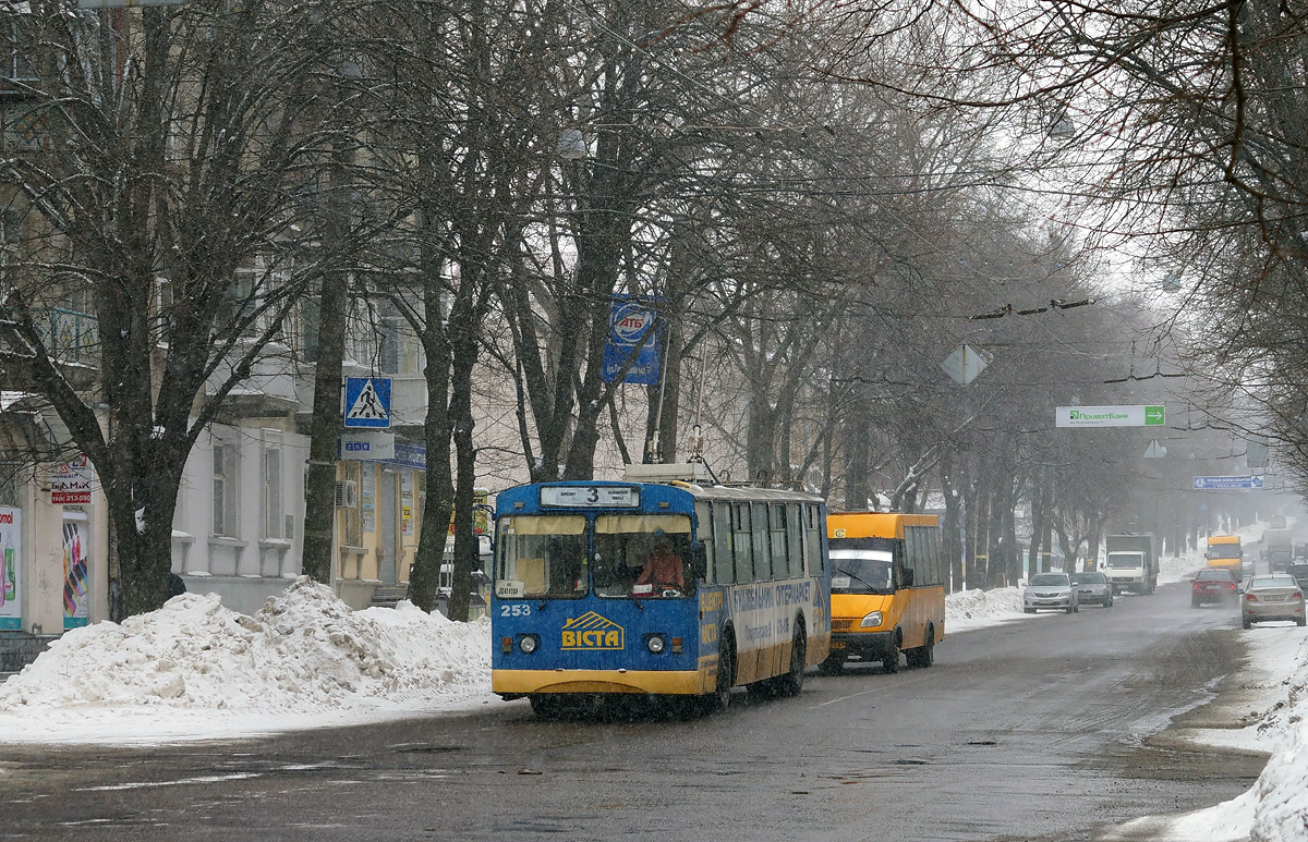 Sumi, ZiU-682V-012 [V0A] č. 253