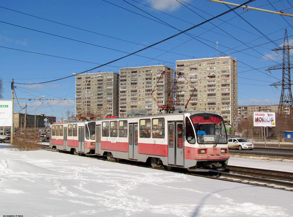 Екатеринбург, 71-403 № 828