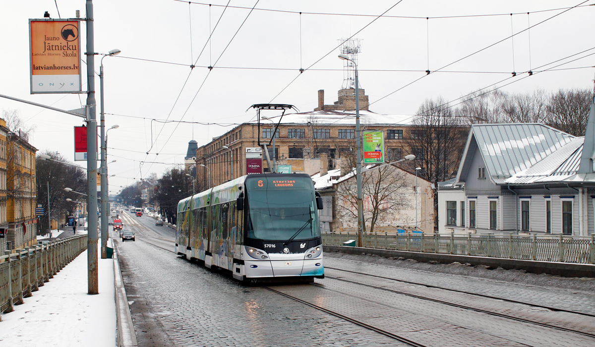 Рига, Škoda 15T ForCity Alfa Riga № 57016