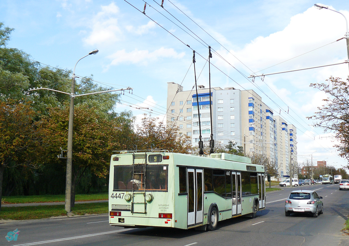 Minsk, MAZ-103T # 4447