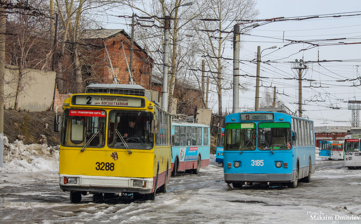 Новосибирск, АКСМ 101М № 3288; Новосибирск, ЗиУ-682 (ВМЗ) № 3185