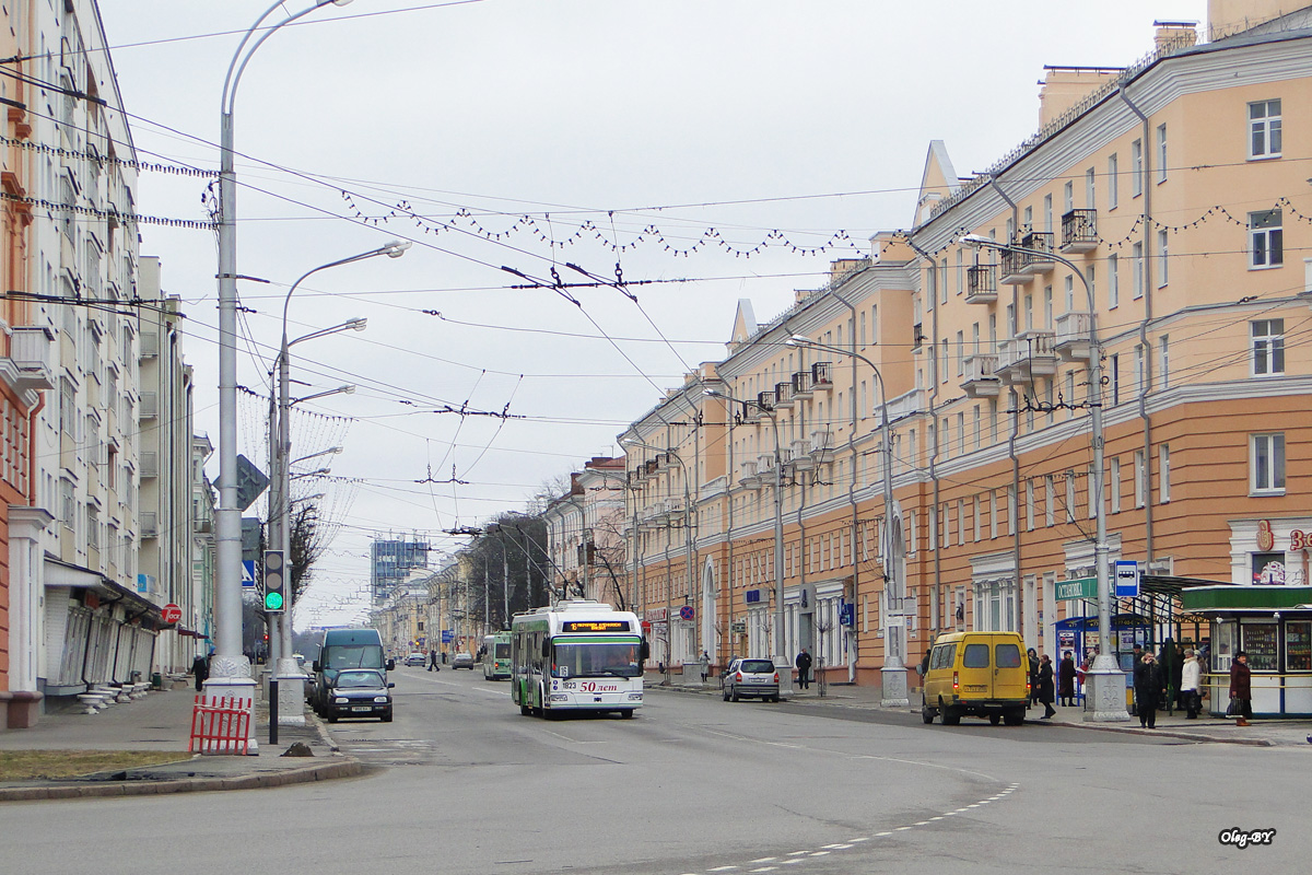 Гомель, БКМ 321 № 1823