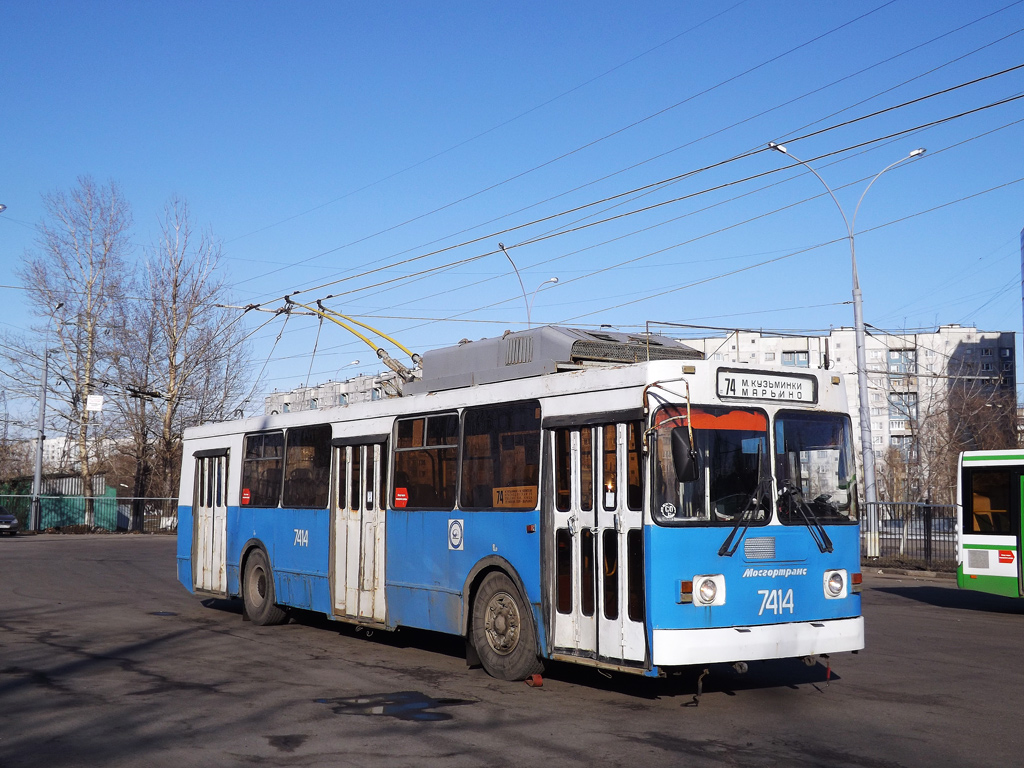 Москва, ЗиУ-682ГМ1 (с широкой передней дверью) № 7414