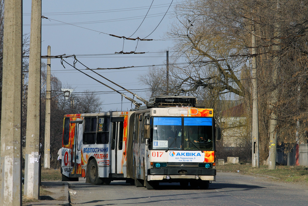 Кривой Рог, ЮМЗ Т1 № 017 Кривой Рог, ЮМЗ Т1 № 017