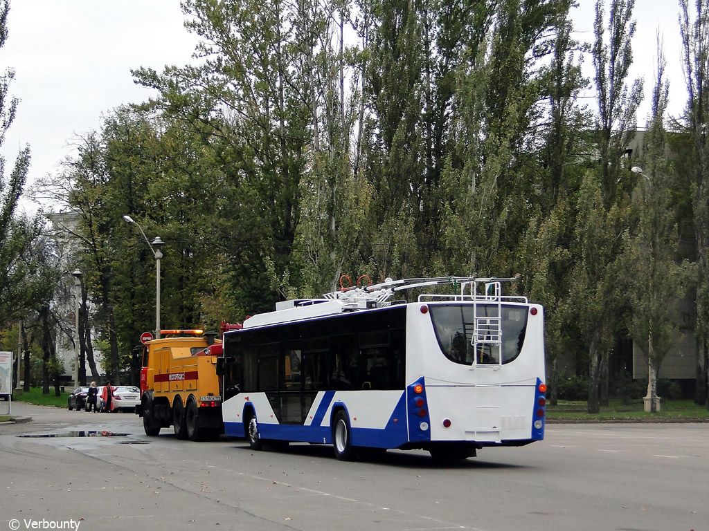 Санкт-Петербург, ВМЗ-5298.01 «Авангард» № 2340; Москва — ЭкспоСитиТранс — 2012