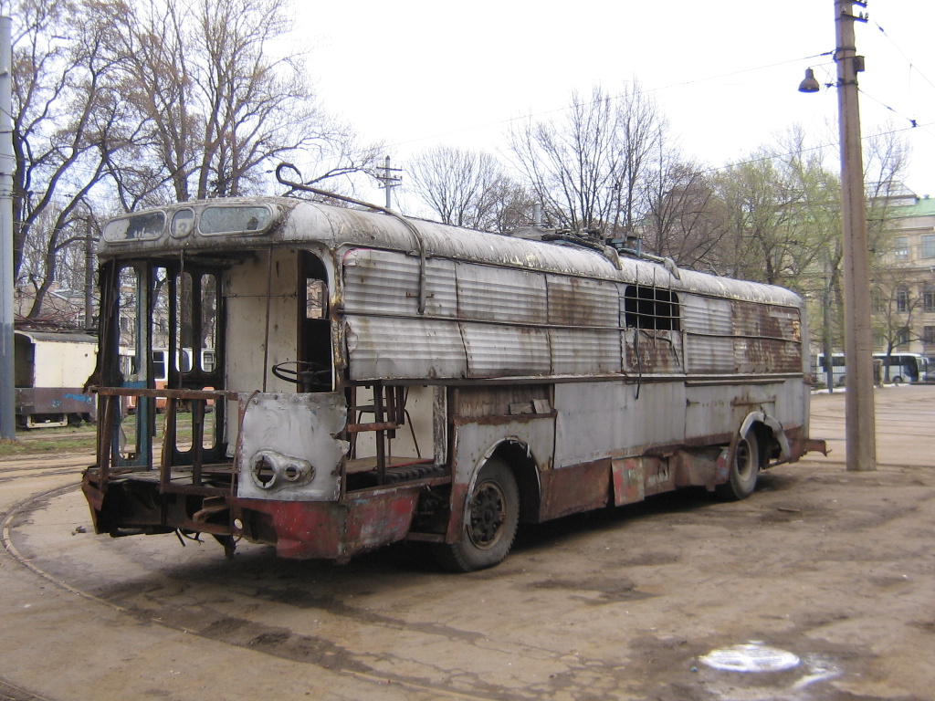 Szentpétervár, ZiU-5D — 7006