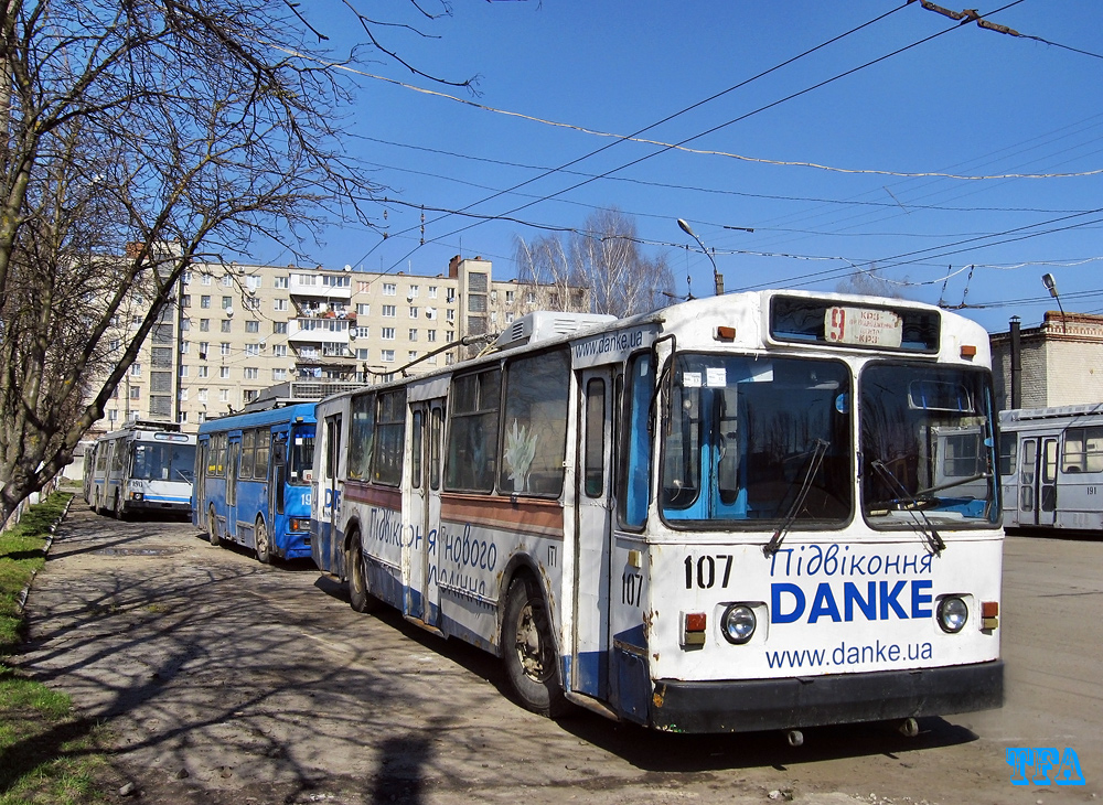 Луцк, ЗиУ-682В № 107