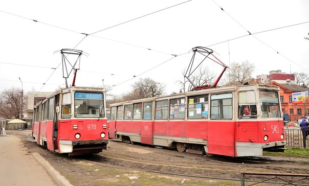 Мариуполь, 71-605А № 978; Мариуполь, 71-605 (КТМ-5М3) № 545