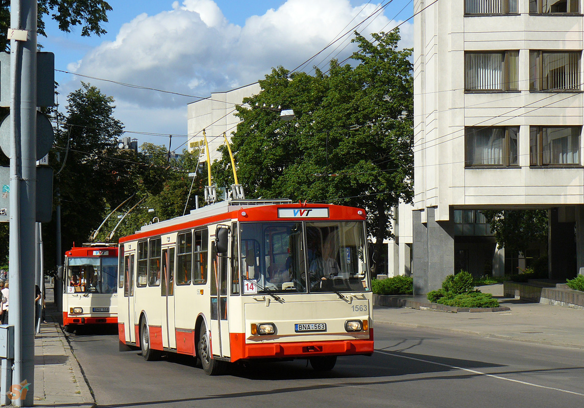 Vilnius, Škoda 14Tr11/6 # 1563 Vilnius, Škoda 14Tr11/6 # 1563