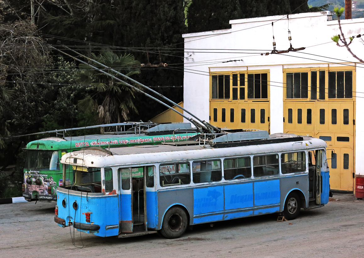 Крымский троллейбус, Škoda 9Tr21 № 5551