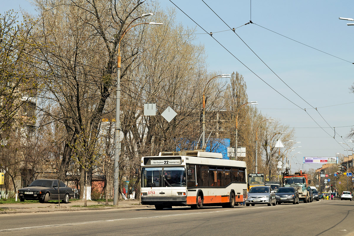 Kiova, MAZ-103T # 3713