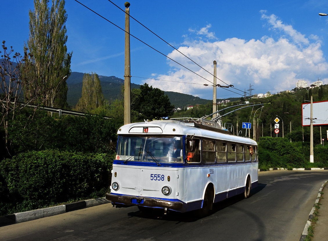 Крымский троллейбус, Škoda 9Tr21 № 5558