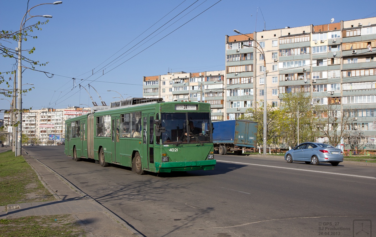 Киев, Киев-12.03 № 4021