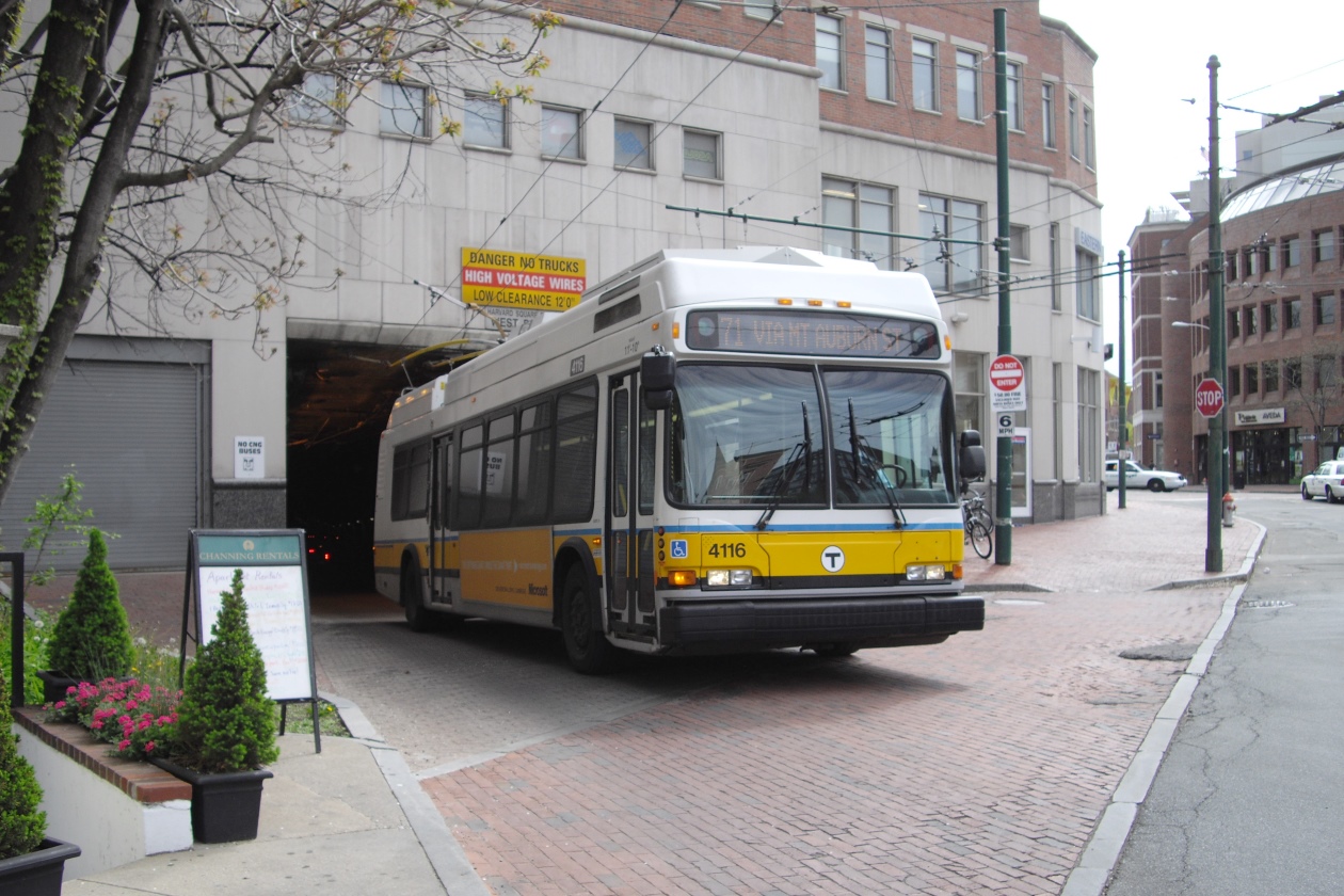 Бостон, Neoplan AN440LF-ETB № 4116
