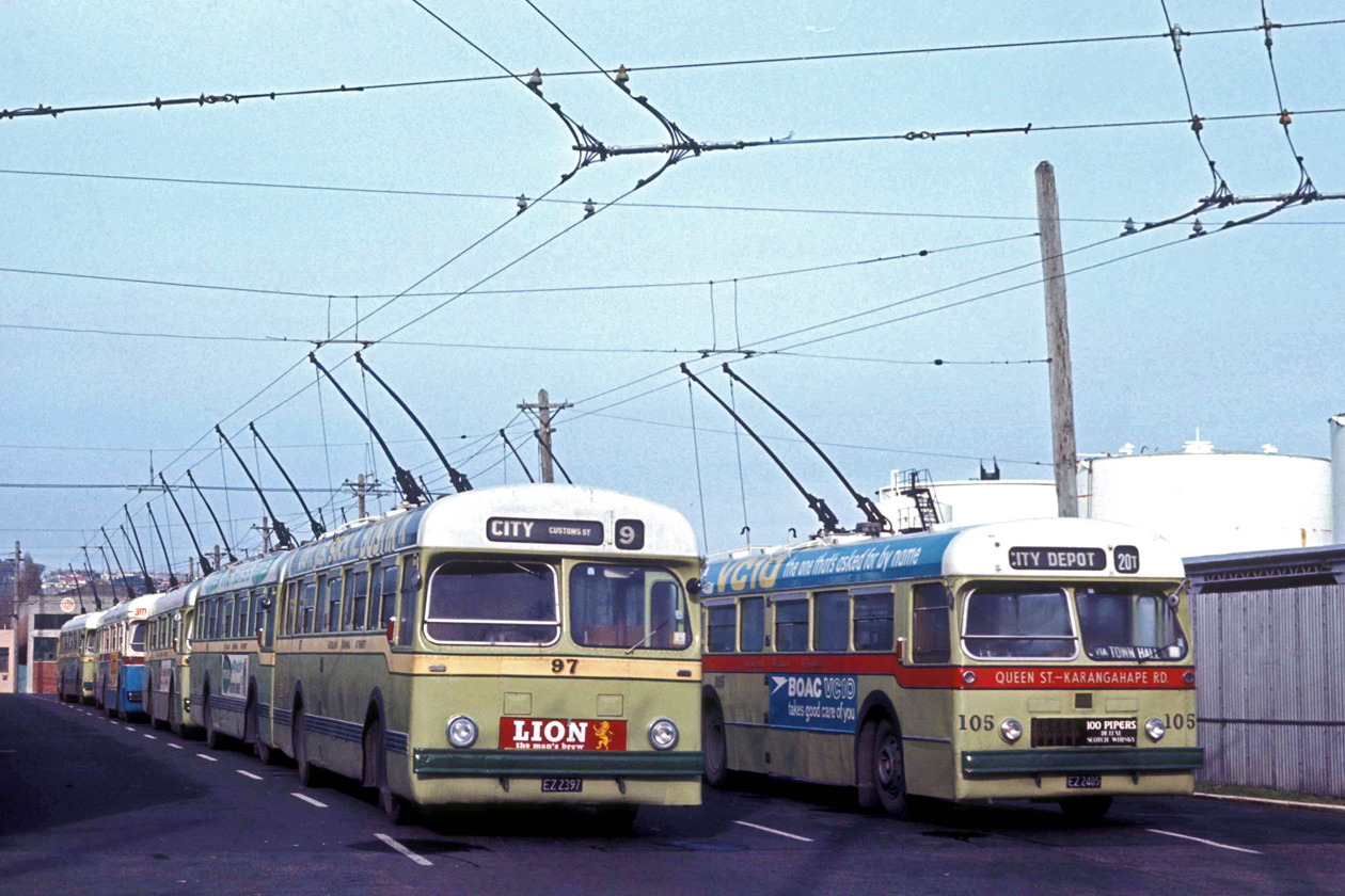 Окленд, Saunders-Roe № 97; Окленд, BUT RETB № 105