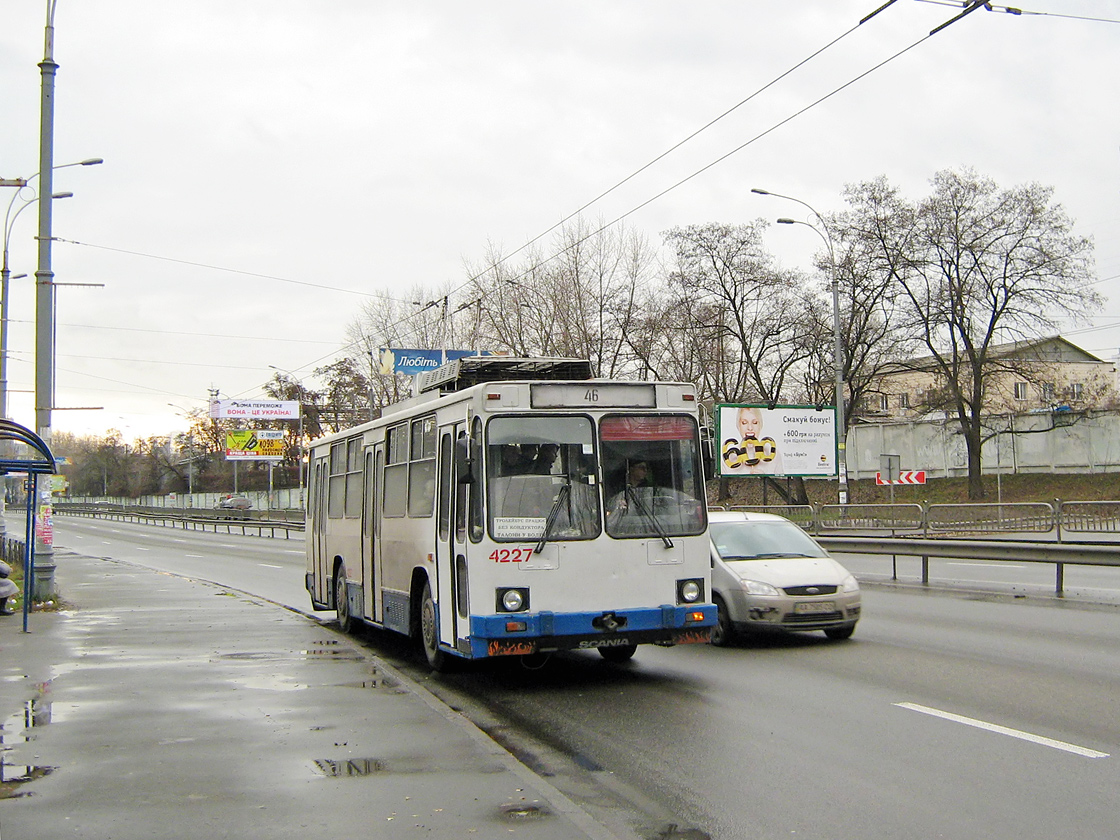 Kiova, YMZ T2 # 4227