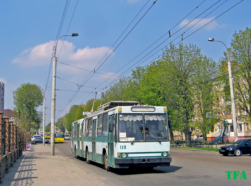 Ровно, ЮМЗ Т1 № 118