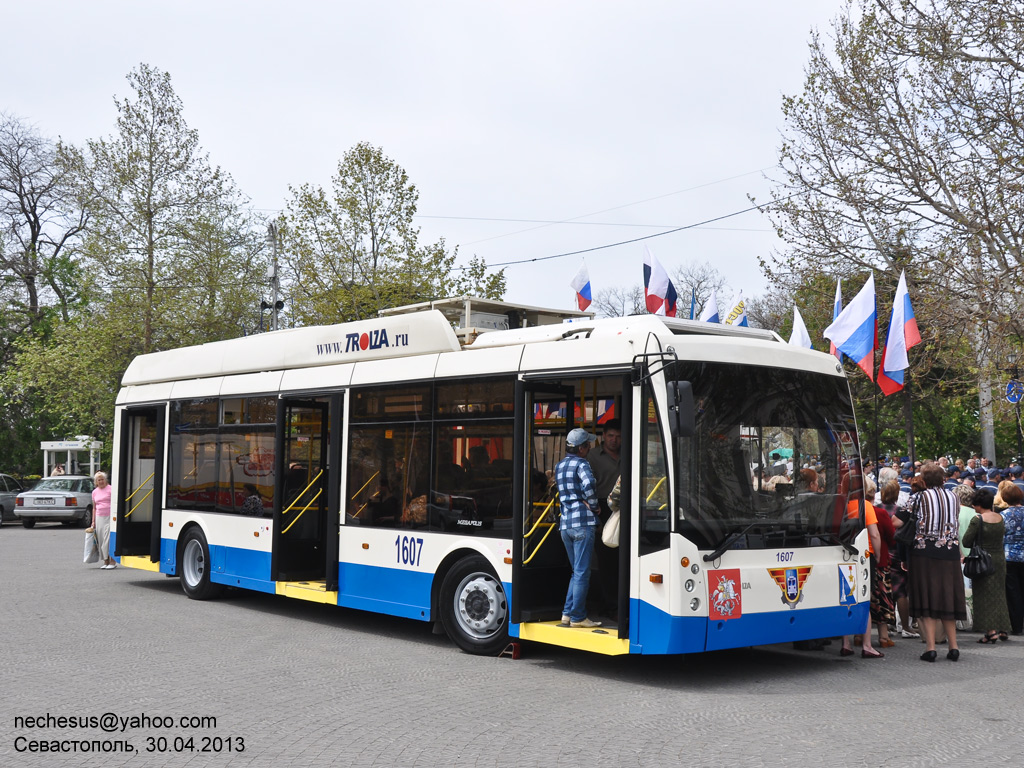 Севастополь, Тролза-5265.00 «Мегаполис» № 1607; Севастополь — Новые троллейбусы; Севастополь — Разные фотографии
