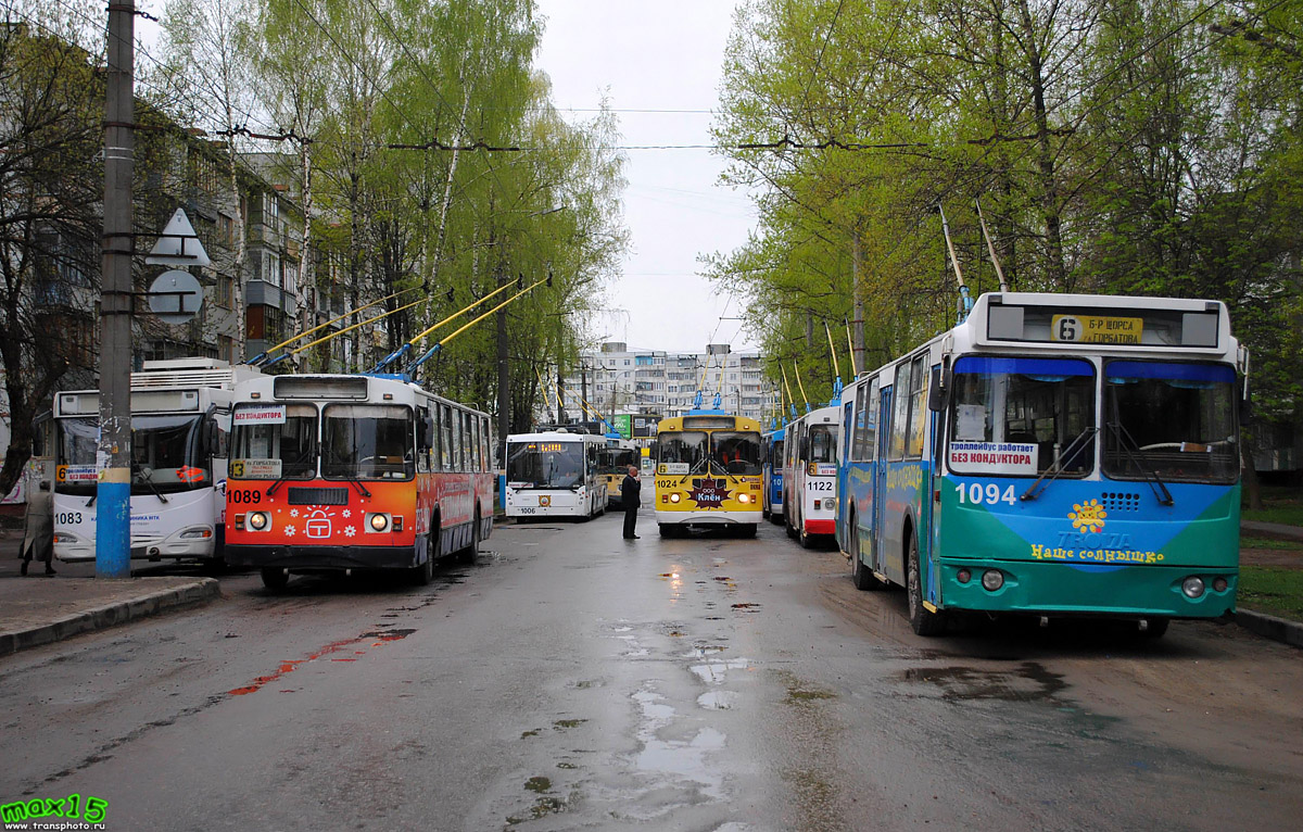 Брянск, ЗиУ-682Г-016 (012) № 1089; Брянск, ЗиУ-682Г-016 (018) № 1094; Брянск — Конечные станции и кольца