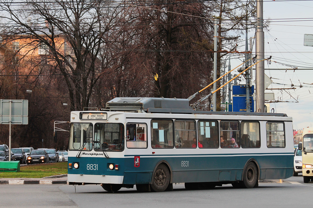 Москва, ЗиУ-682ГМ1 (с широкой передней дверью) № 8831