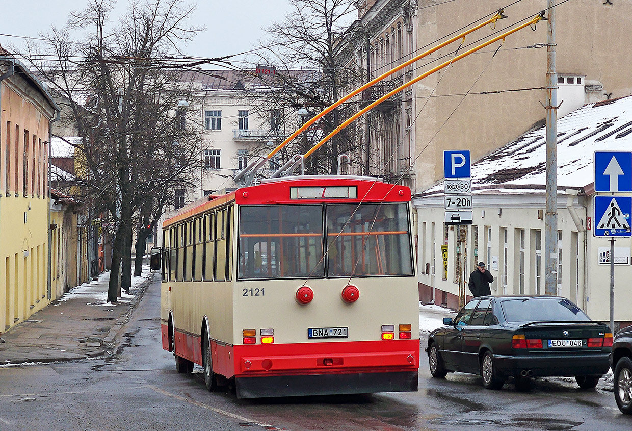 Вильнюс, Škoda 14Tr10/6 № 2121