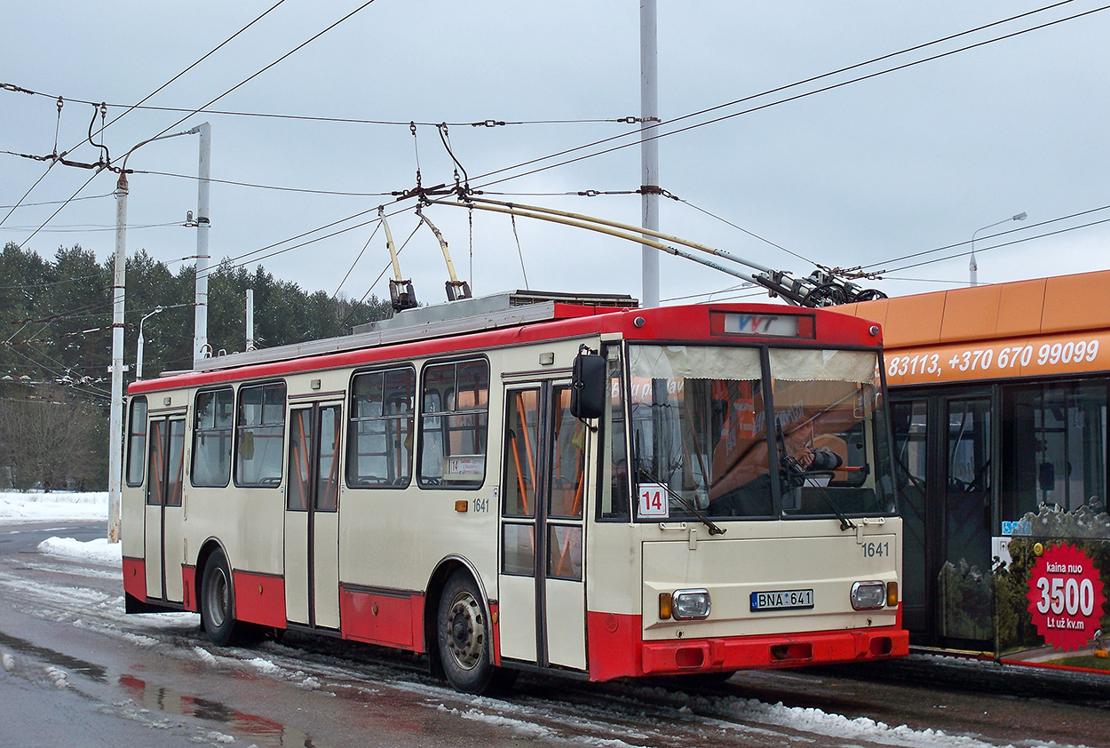 Вильнюс, Škoda 14Tr13/6 № 1641