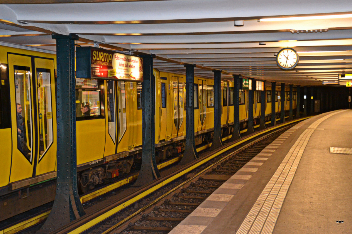 Berlin, BVG HK00 Nr 1001-1; Berlin — U-Bahn — line U2